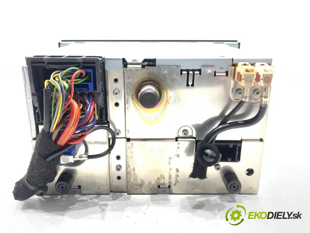 VW TOUAREG SUV 2006 206 kW 3.6 V6 FSI 3597 RADIO 7L6035191R (Audio zariadenie)