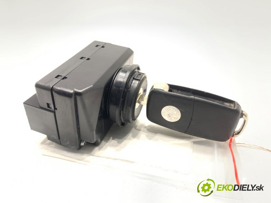 VW TOUAREG SUV 2006 206 kW 3.6 V6 FSI 3597 spinačka 3D0905865E (Spínacia skrinka)