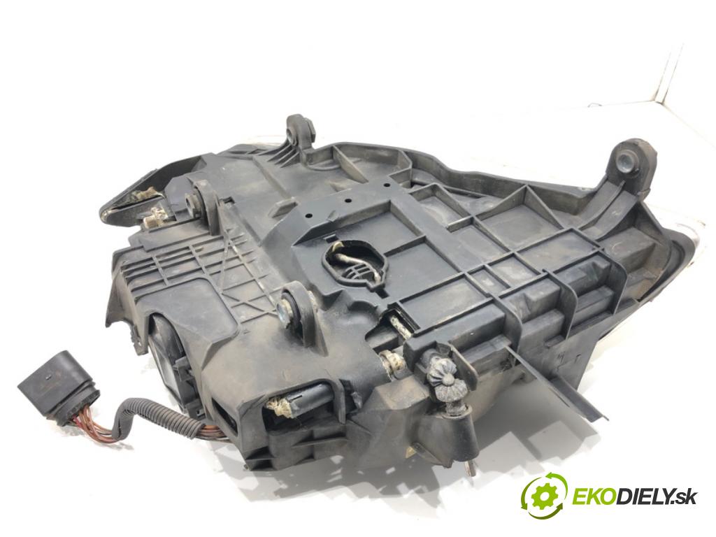 VW TOUAREG SUV 2006 206 kW 3.6 V6 FSI 3597 Svetlomet pravy predný 7L6941016CE