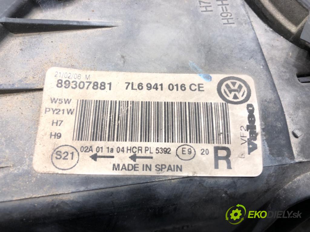 VW TOUAREG SUV 2006 206 kW 3.6 V6 FSI 3597 Svetlomet pravy predný 7L6941016CE