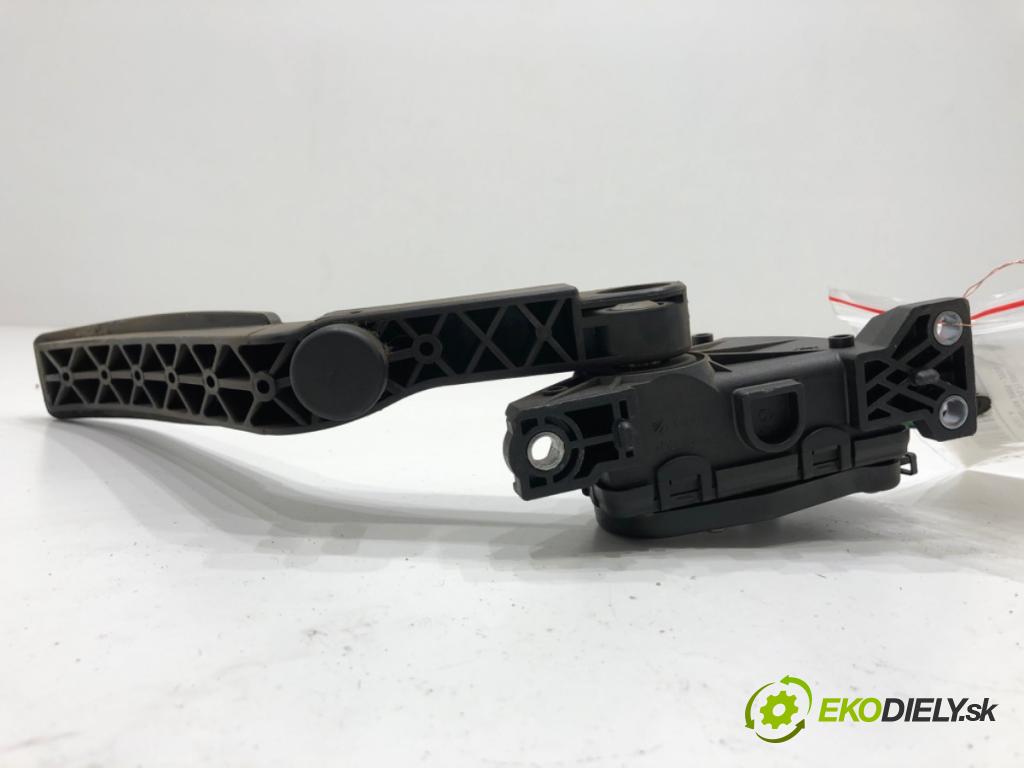 VW TOUAREG SUV 2006 206 kW 3.6 V6 FSI 3597 Potenciometer plynu 7L0723507B (Potenciometer plynového pedálu)