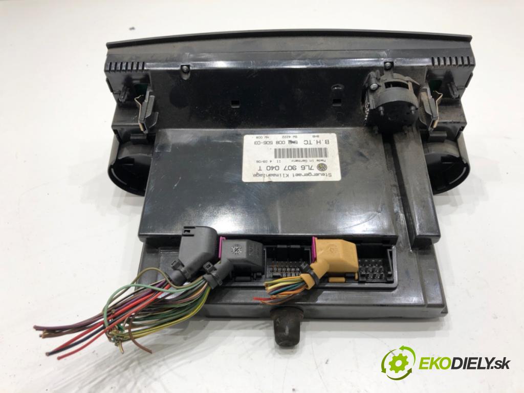 VW TOUAREG SUV 2006 206 kW 3.6 V6 FSI 3597 Panel ovládania kúrenia 7L6907040T (Prepínacie páčky pod volantom)