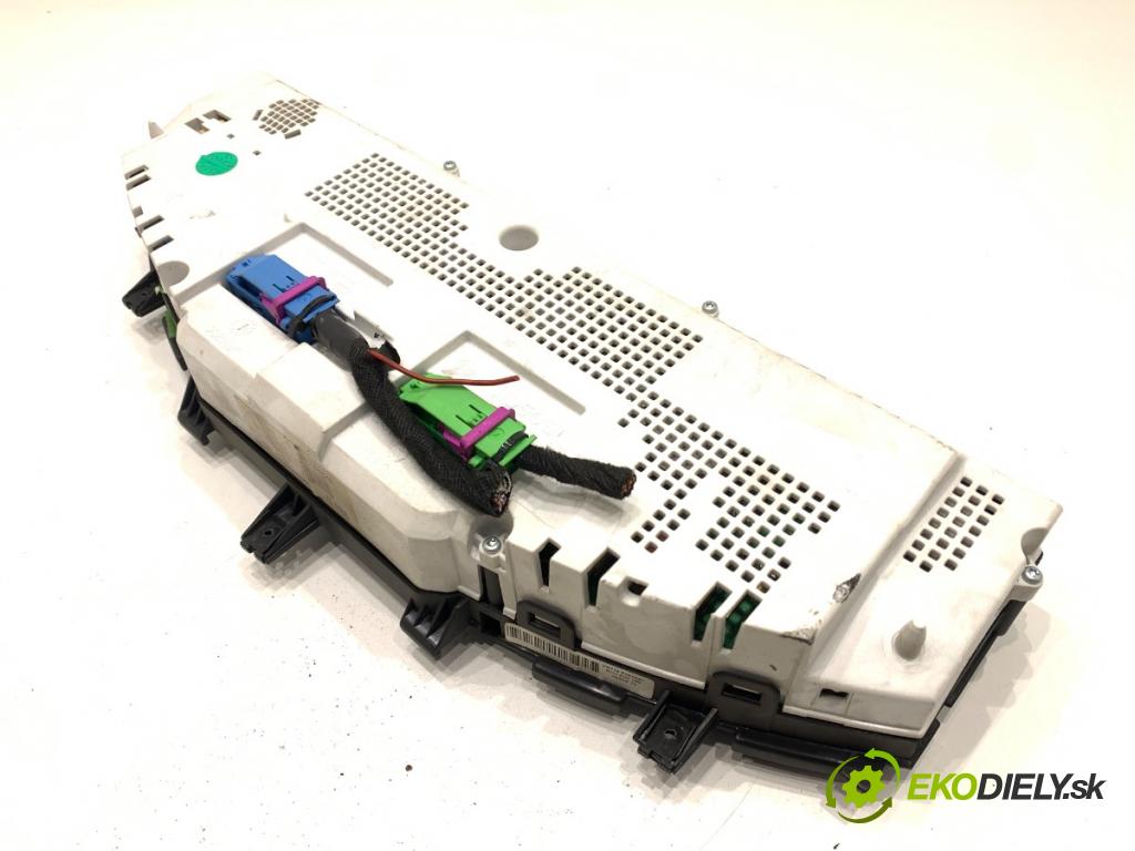 VW TOUAREG SUV 2006 206 kW 3.6 V6 FSI 3597 Prístrojovka 7L6920881Q (Prístrojová doska)