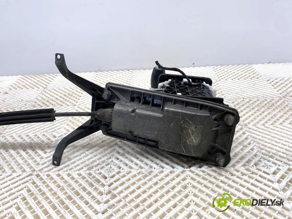 VW TOUAREG SUV 2006 206 kW 3.6 V6 FSI 3597 Kulisa 7L6713203D (Rýchlostná páka (kulisa))