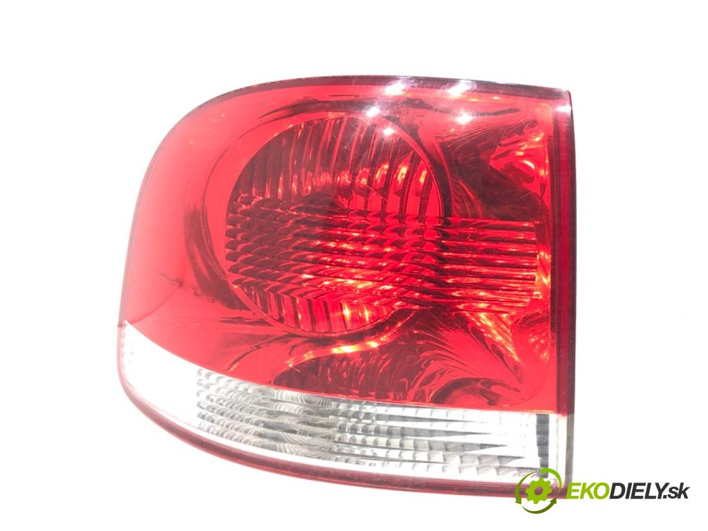 VW TOUAREG SUV 2006 206 kW 3.6 V6 FSI 3597 Svetlo ľavy zad 7L6945095K