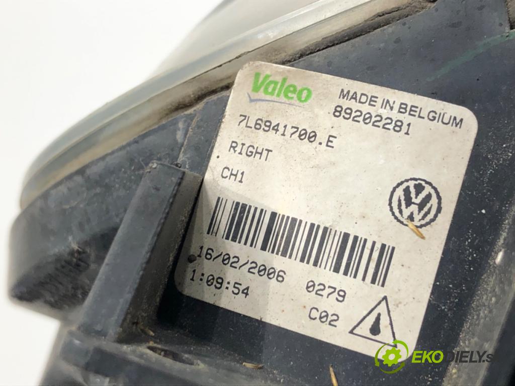VW TOUAREG SUV 2006 206 kW 3.6 V6 FSI 3597 Hmlové svetlo, hmlovka pravy predný 7L6941700E