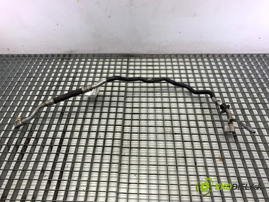 VW TOUAREG SUV 2006 206 kW 3.6 V6 FSI 3597 rúrka klimatizace 7L6820743E (Trubka klimatizace)