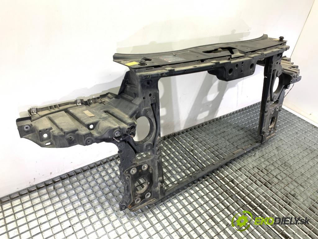 VW TOUAREG SUV 2006 206 kW 3.6 V6 FSI 3597 držák přední část  (Přední výztuha)