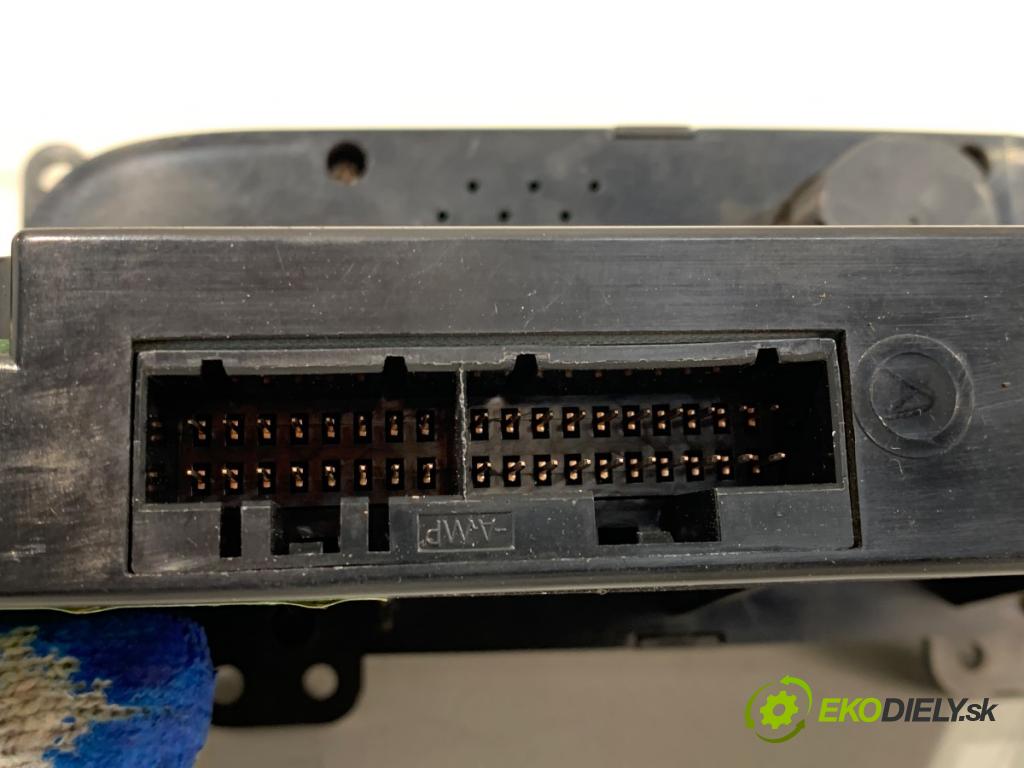 HYUNDAI SANTE FE I SUV 2004 83 kW 2.0 CRDi 4x4 1991 Panel ovládaní topení  (Páčky pod volantem)