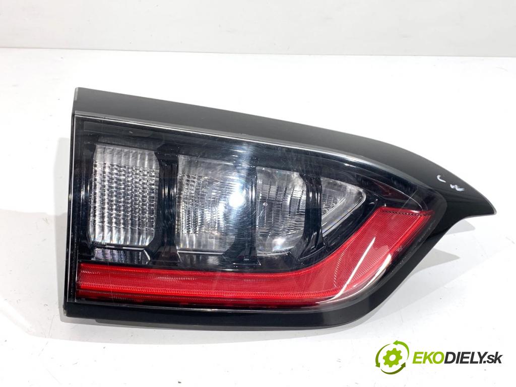 JEEP CHEROKEE KL SUV 2019 200 kW 3.2 V6 4x4 3239 světlo zadní část levá strana vnitřní  (Klika dveří ostatní)