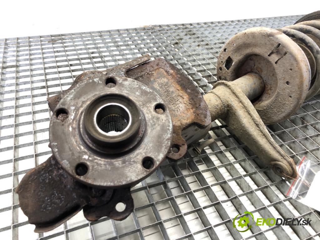 AUDI A6 C4 sedan 1996 92 kW 1.8 1781 náboj pravy predný 4A0407258C