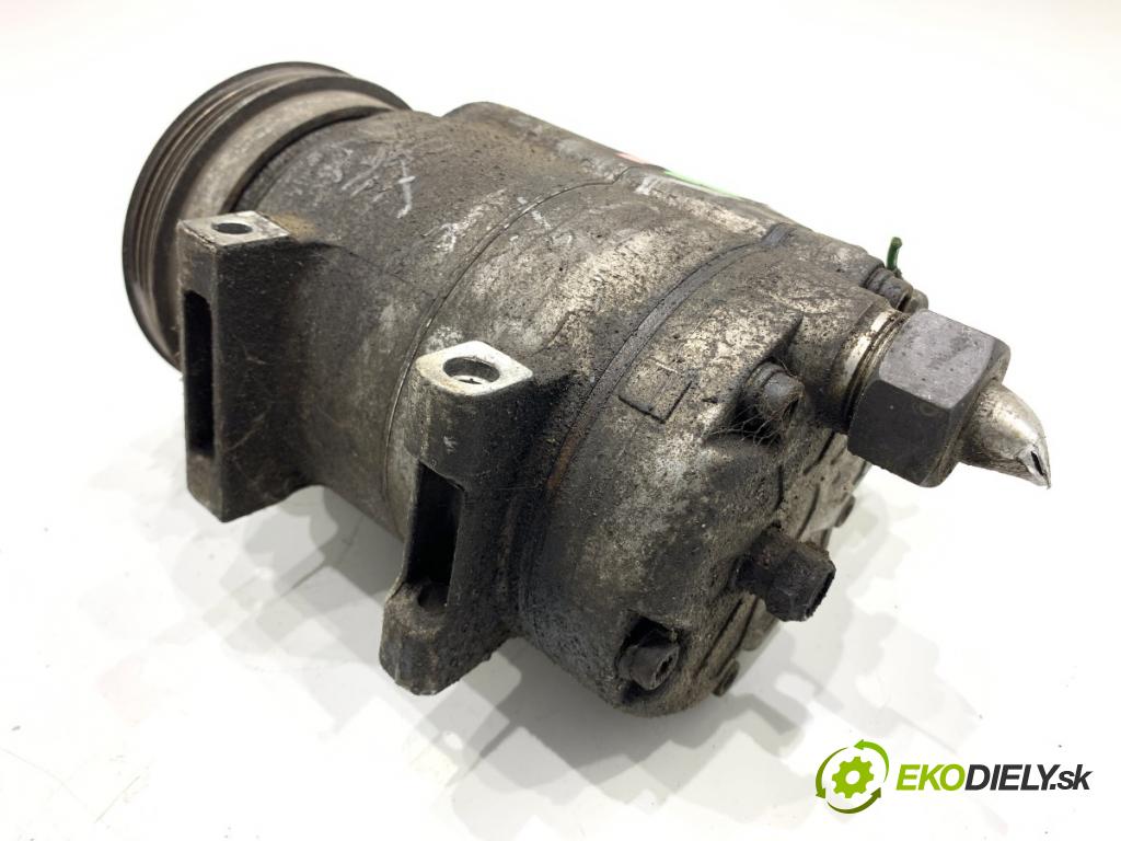 AUDI A6 C4 sedan 1996 92 kW 1.8 1781 kompresor klimatizace 4A0260805AG (Kompresor klimatizace)