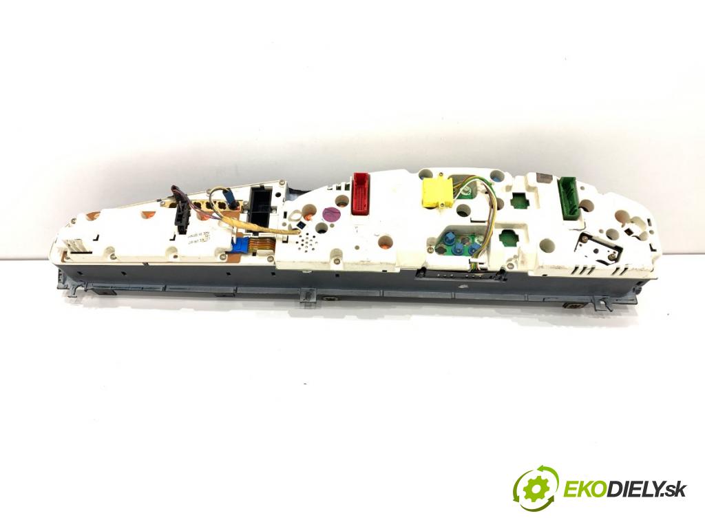 AUDI A6 C4 sedan 1996 92 kW 1.8 1781 Prístrojovka 4A1919033HA (Prístrojová doska)