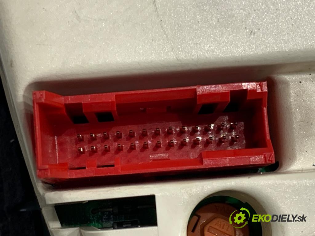 AUDI A6 C4 sedan 1996 92 kW 1.8 1781 Prístrojovka 4A1919033HA (Prístrojová doska)