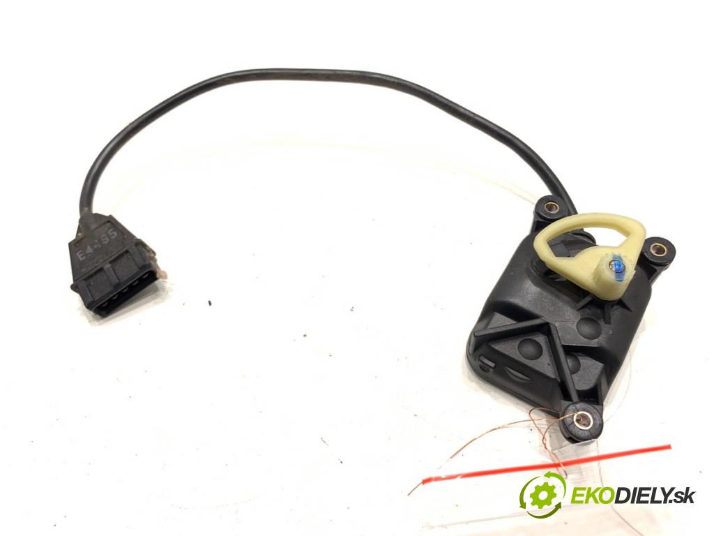 AUDI A6 C4 sedan 1996 92 kW 1.8 1781 Motor kúrenia 4A0820511A 0132801019