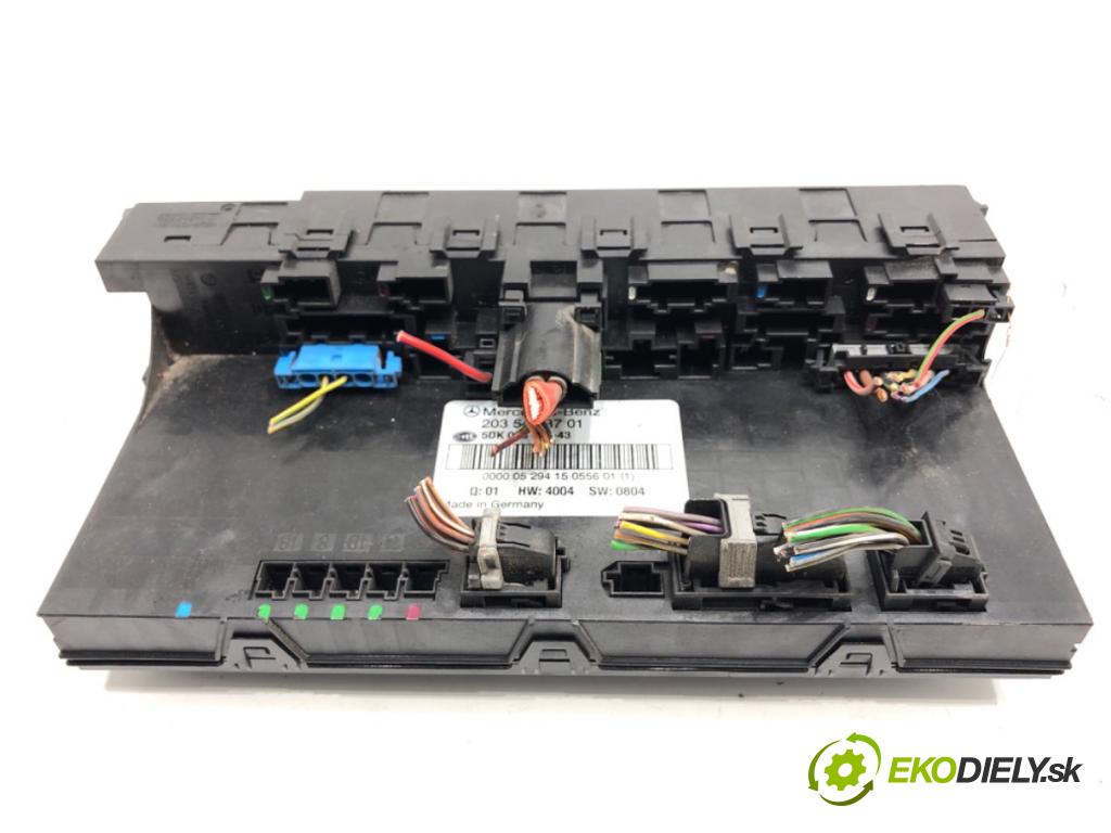 MERCEDES-BENZ W203 sedan 2000 120 kW C 200 Kompressor (203.045) 1998 Modul SAM 2035453701 (Elektrosúčasti ostatné)