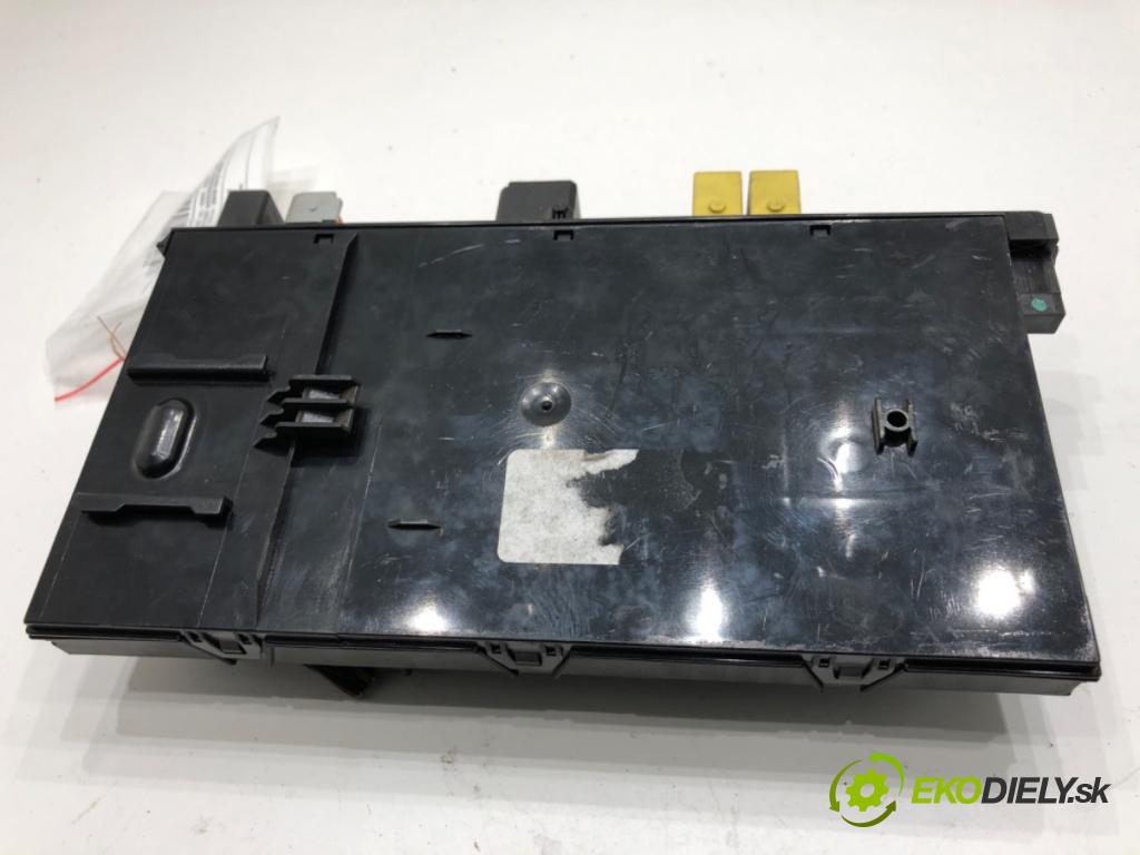 MERCEDES-BENZ W203 sedan 2000 120 kW C 200 Kompressor (203.045) 1998 Modul SAM 2035453701 (Elektrosúčasti ostatné)