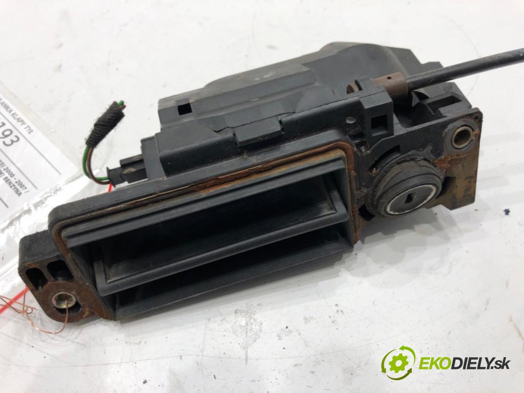 MERCEDES-BENZ W203 sedan 2000 120 kW C 200 Kompressor (203.045) 1998 Kľučka dverí zad A2037500093