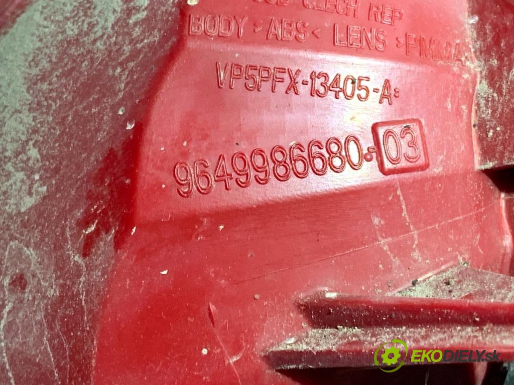 PEUGEOT 207 liftback 2007 80 kW 1.6 HDi 1560 Svetlo pravy zad 9649986680