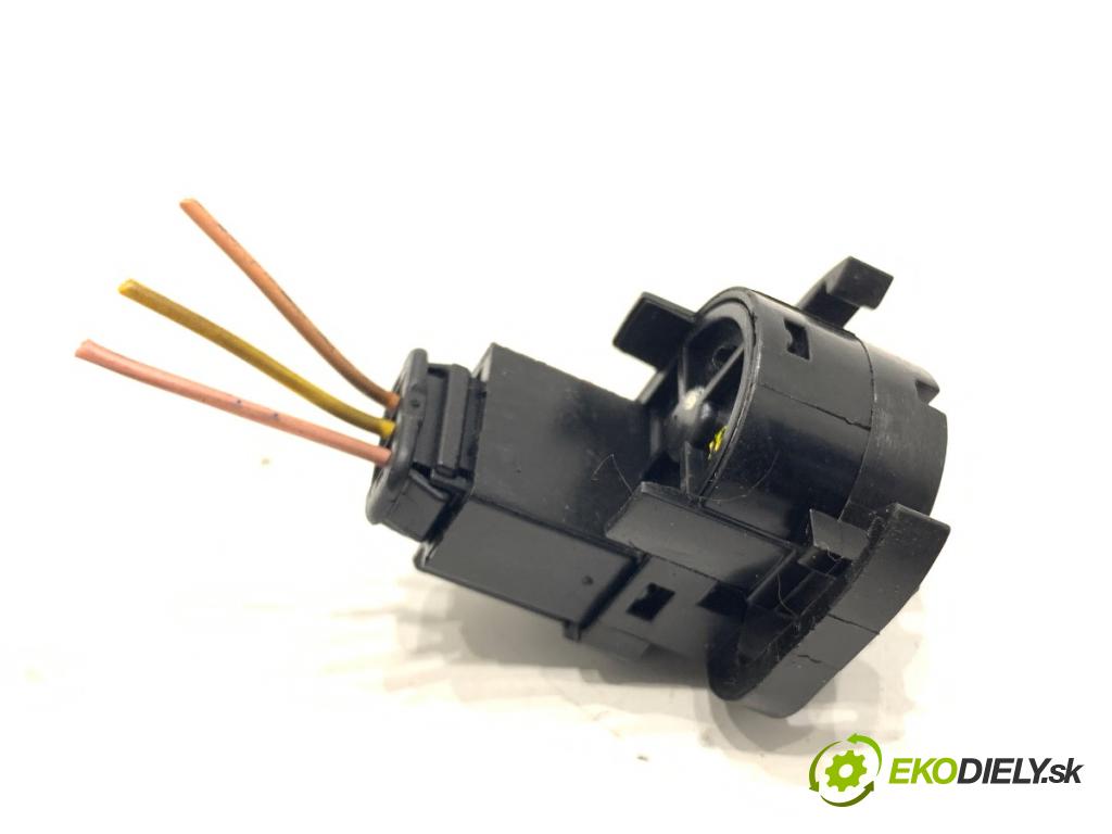 PEUGEOT 207 liftback 2007 80 kW 1.6 HDi 1560 Kocka, vložka spínacej skrinky 36388101 (Spínacia skrinka)