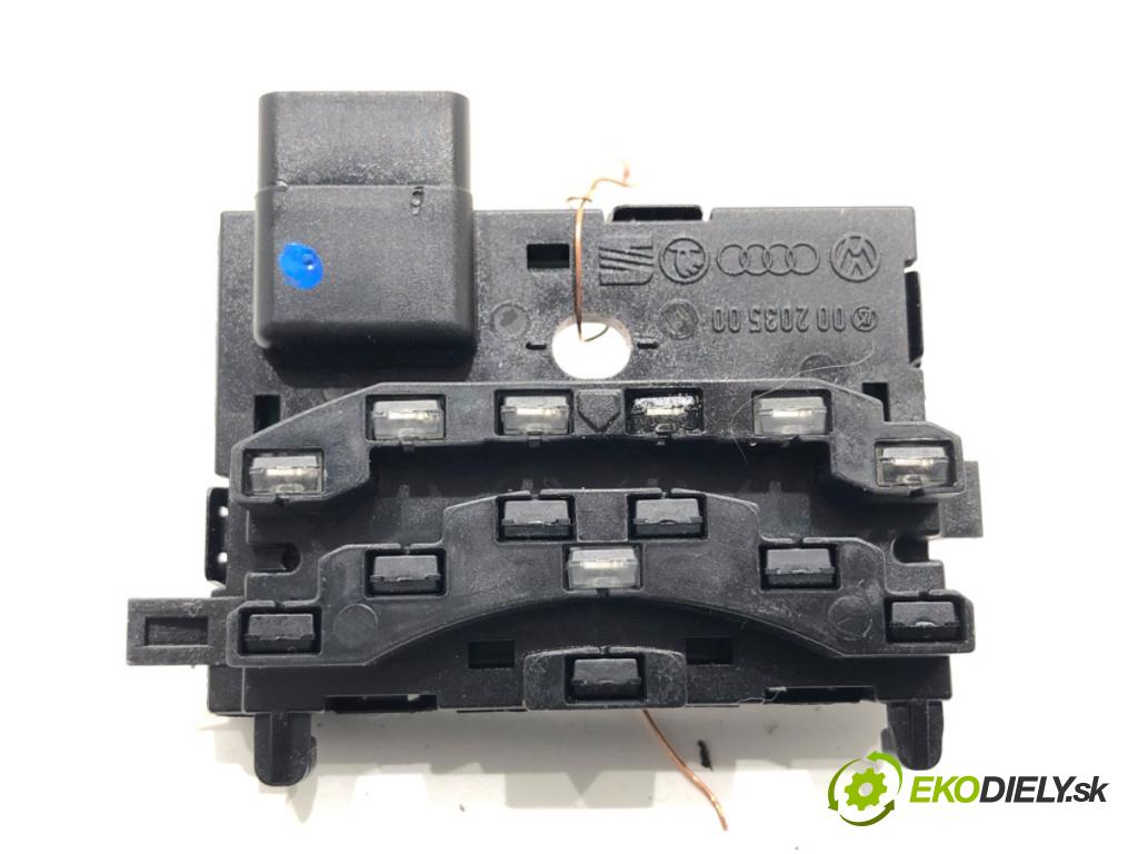 VW TOURAN nadwozie wielkoprzestrzenne (MPV) 2006 77 kW 1.9 TDI 1896 Snímač uhlu uhlu 1K0959654