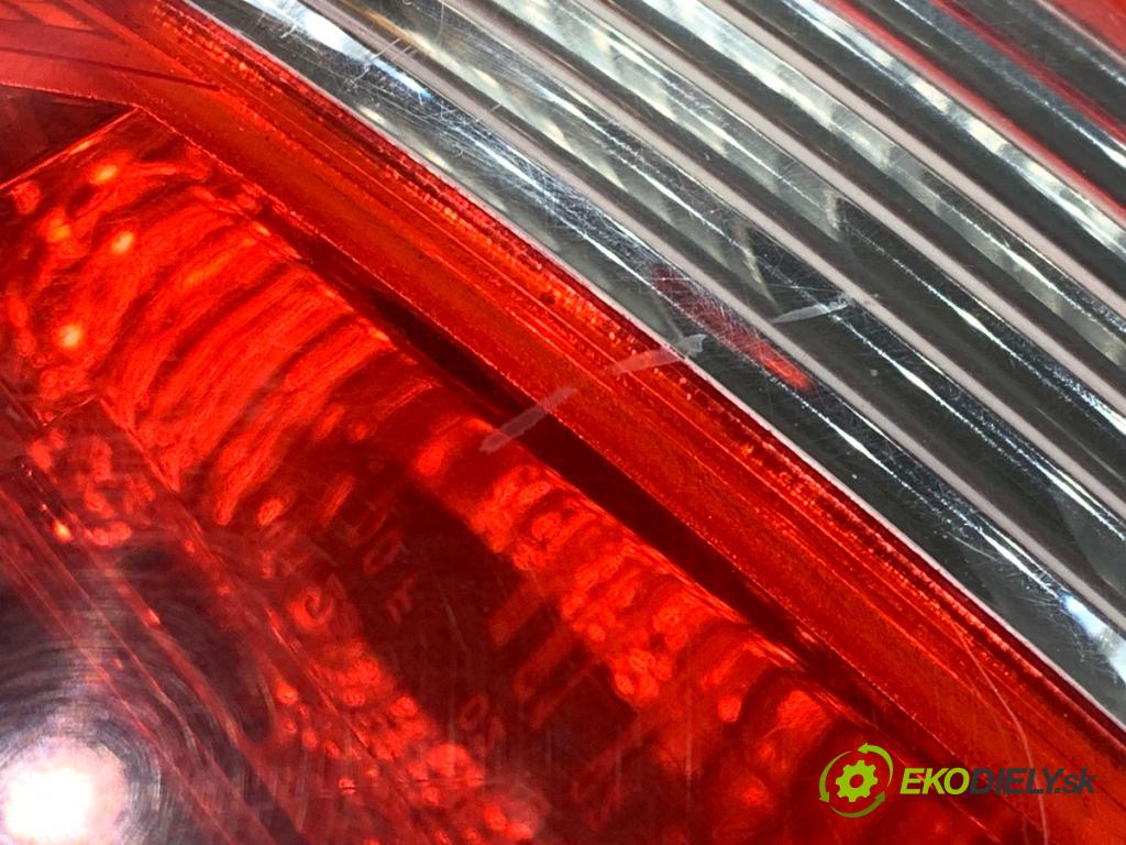 VW TOURAN nadwozie wielkoprzestrzenne (MPV) 2006 77 kW 1.9 TDI 1896 Svetlo ľavy zad 1T0945095G