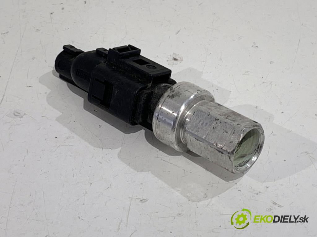 VW TOUAREG SUV 2006 206 kW 3.6 V6 FSI 3597 Snímač klimatizácie 1J0959126 (Snímač klimatizácie)