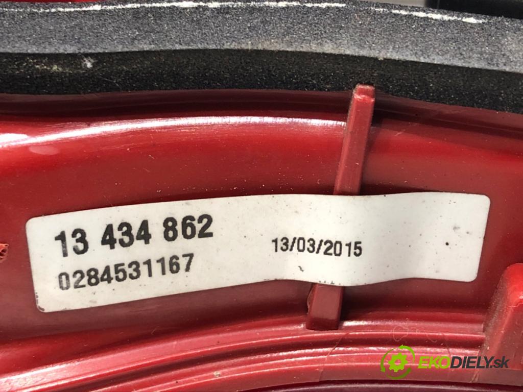 OPEL MERIVA B nadwozie wielkoprzestrzenne (MPV) 2015 88 kW 1.4 LPG (75) 1364 Svetlo zad pravá vnútorná 13434862 (Kľučka dverí ostatné)