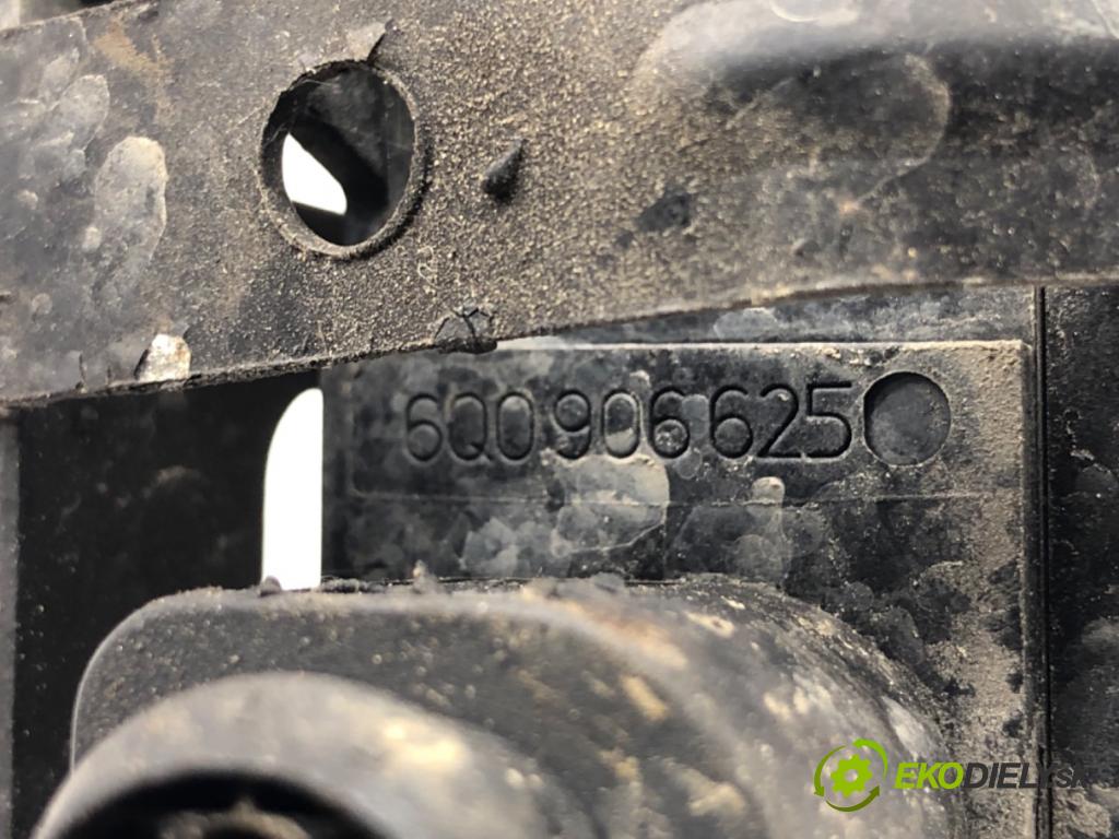 AUDI A3 8P liftback 2005 77 kW 1.9 TDI 1896 Ventil magnetický 1K0906279B (Ventil ostatné)