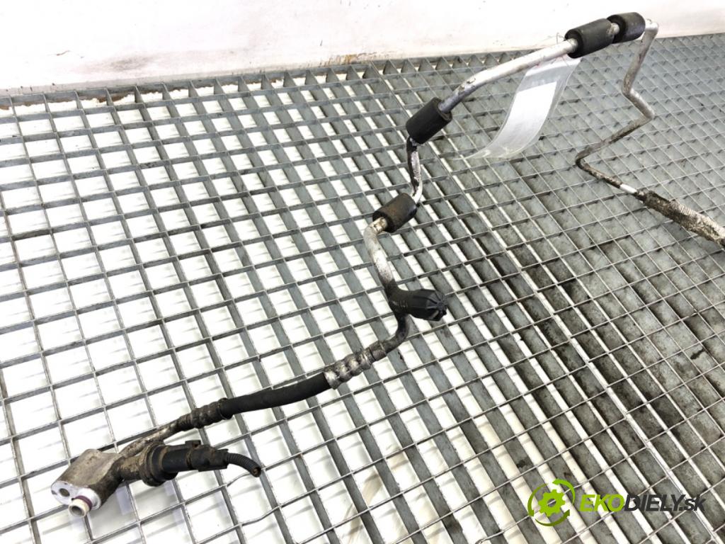 AUDI A3 8P liftback 2005 77 kW 1.9 TDI 1896 rúrka klimatizace 1K0820741AJ (Trubka klimatizace)