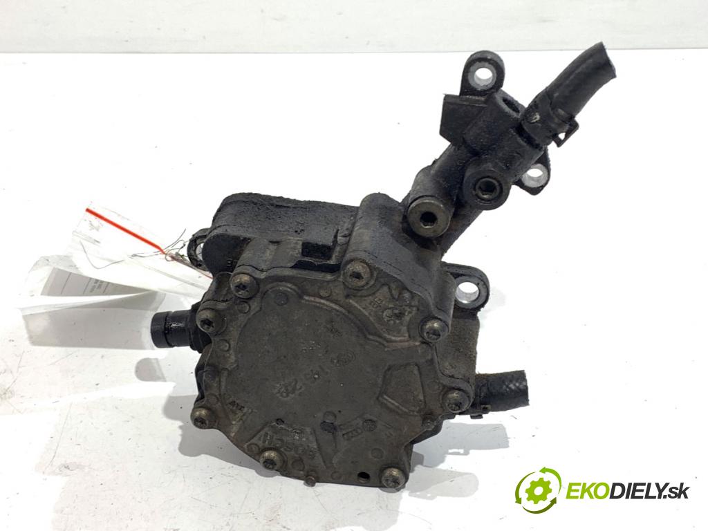 AUDI A3 8P liftback 2005 77 kW 1.9 TDI 1896 Pumpa vákuová 038145209C