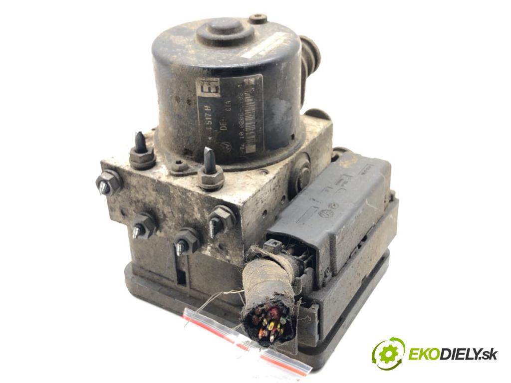 AUDI A3 8P liftback 2005 77 kW 1.9 TDI 1896 Pumpa ABS 1K0907379K (Pumpa ABS)