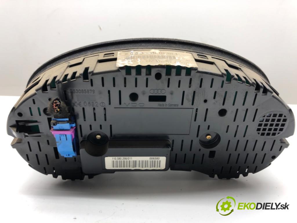 AUDI A3 8P liftback 2005 77 kW 1.9 TDI 1896 Prístrojovka 8P0920900K (Prístrojová doska)