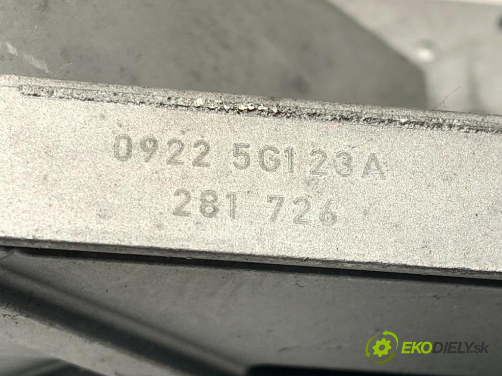 OPEL ASTRA H liftback 2005 74 kW 1.7 CDTI (L48) 1686 spinačka (Spínacia skrinka)