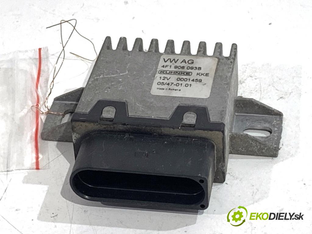 VW TOUAREG SUV 2006 206 kW 3.6 V6 FSI 3597 Modul pumpy paliva 4F1906093B