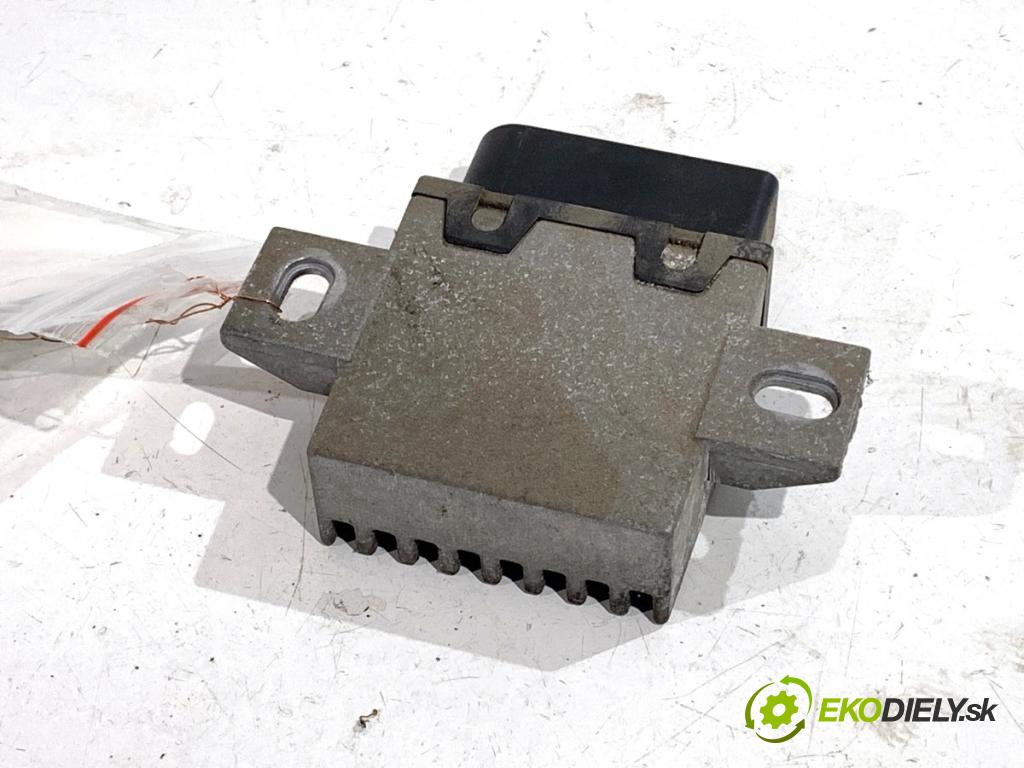 VW TOUAREG SUV 2006 206 kW 3.6 V6 FSI 3597 Modul pumpy paliva 4F1906093B