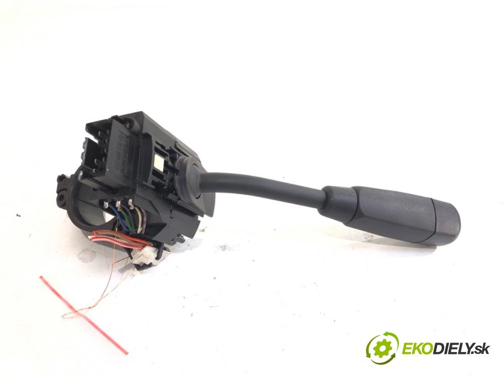 MERCEDES-BENZ W168 liftback 2002 60 kW A 140 (168.031, 168.131) 1397 Prepínač kombinovaný 1685450110 (Prepínacie páčky pod volantom)