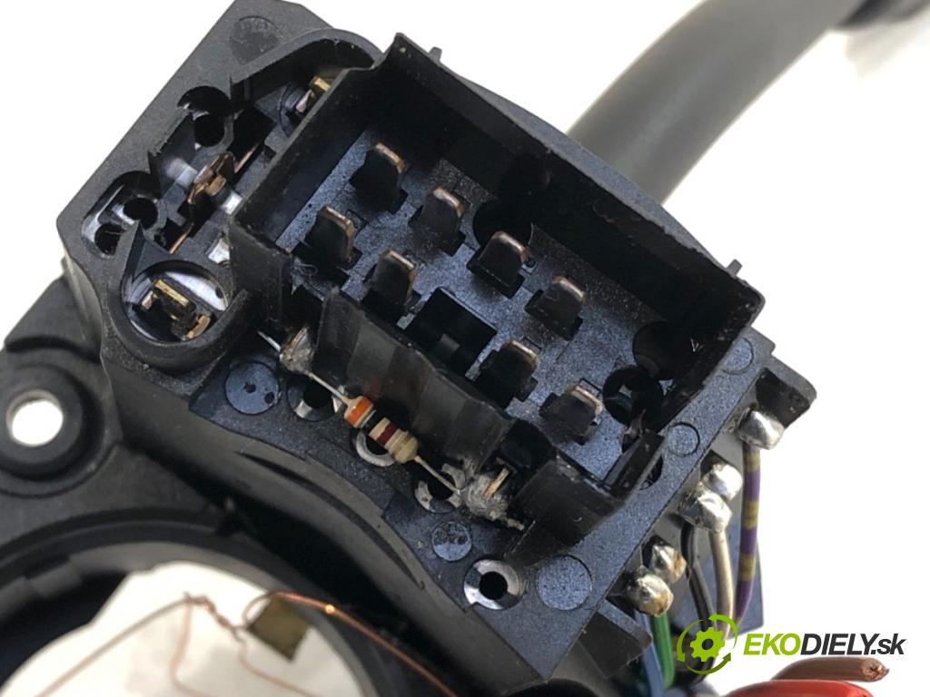 MERCEDES-BENZ W168 liftback 2002 60 kW A 140 (168.031, 168.131) 1397 Prepínač kombinovaný 1685450110 (Prepínacie páčky pod volantom)