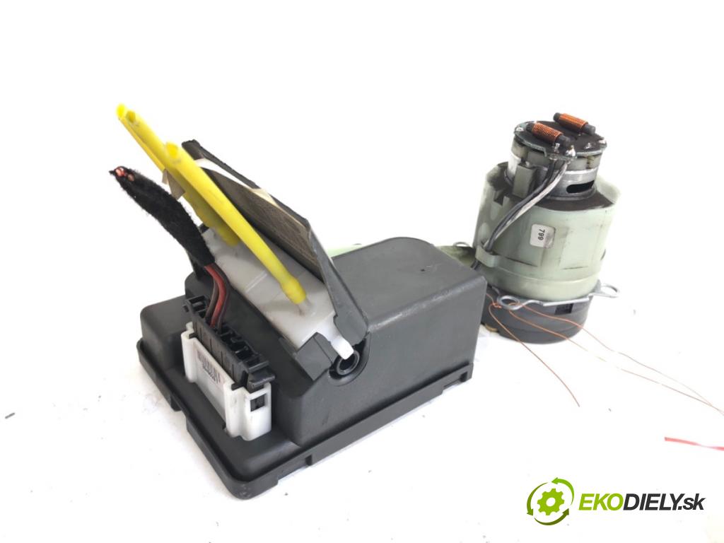 MERCEDES-BENZ W168 liftback 2002 60 kW A 140 (168.031, 168.131) 1397 pumpa centrálneho zámku 1688000348 (Riadiaca jednotka centrálneho zámku)