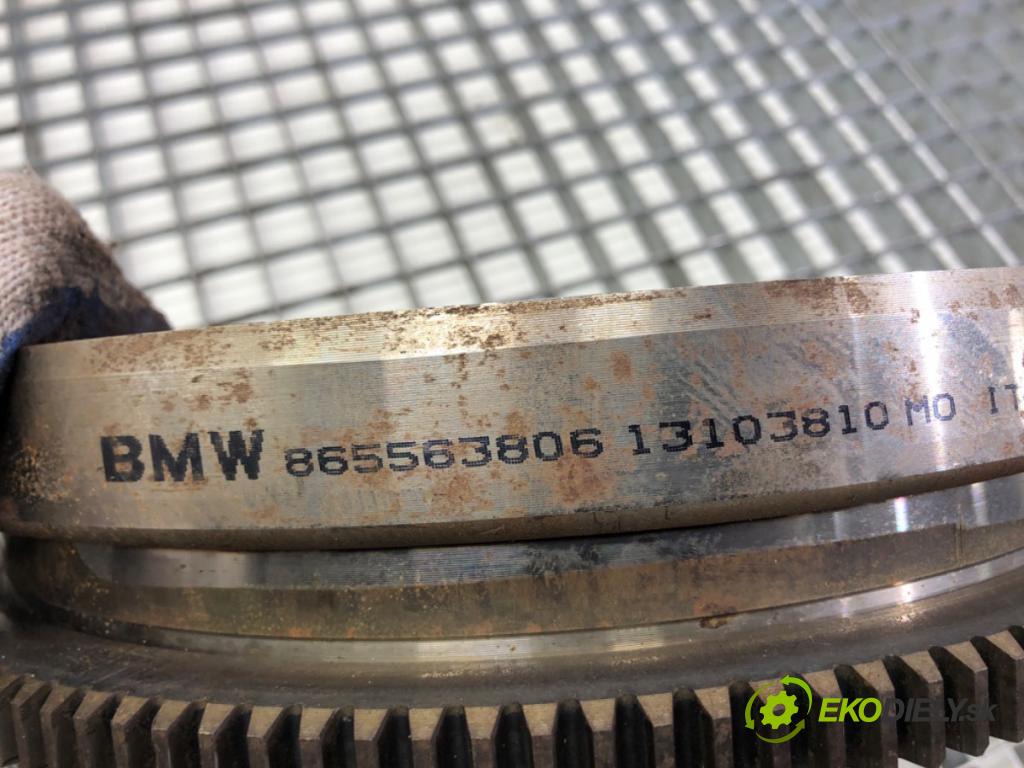 BMW F39 SUV 2019 103 kW sDrive 18 i 1499 Spojková sada (bez ložiska) koleso dvojhmota 8655638 (Zotrvačník dvojhmotný)