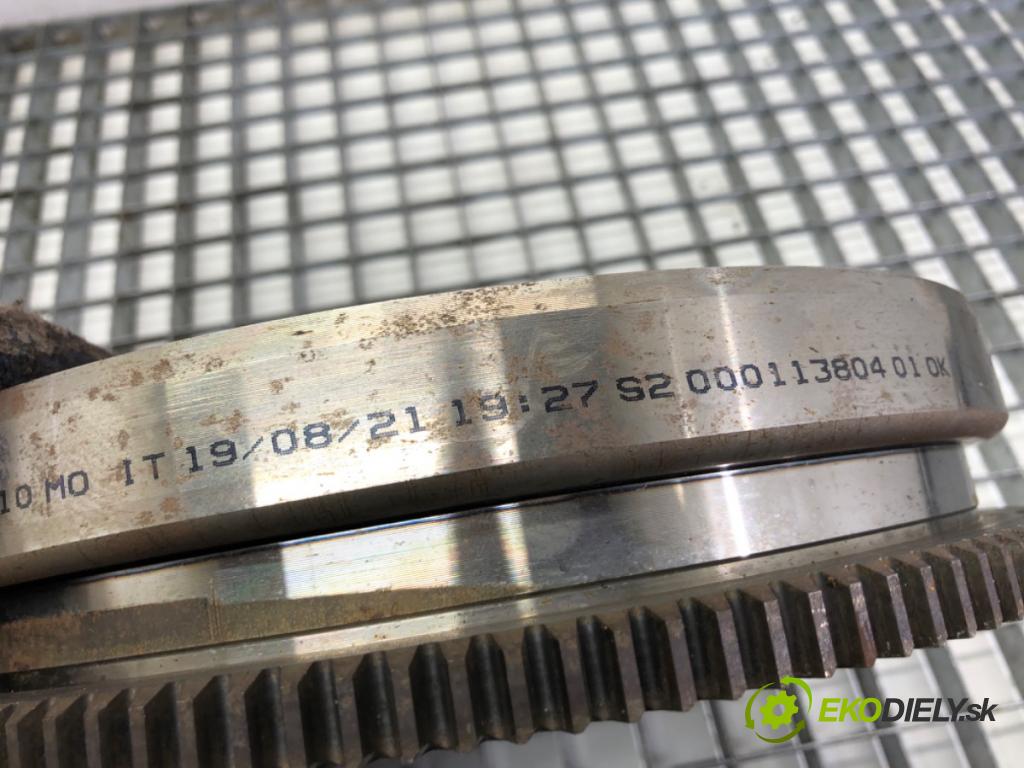 BMW F39 SUV 2019 103 kW sDrive 18 i 1499 Spojková sada (bez ložiska) koleso dvojhmota 8655638 (Zotrvačník dvojhmotný)