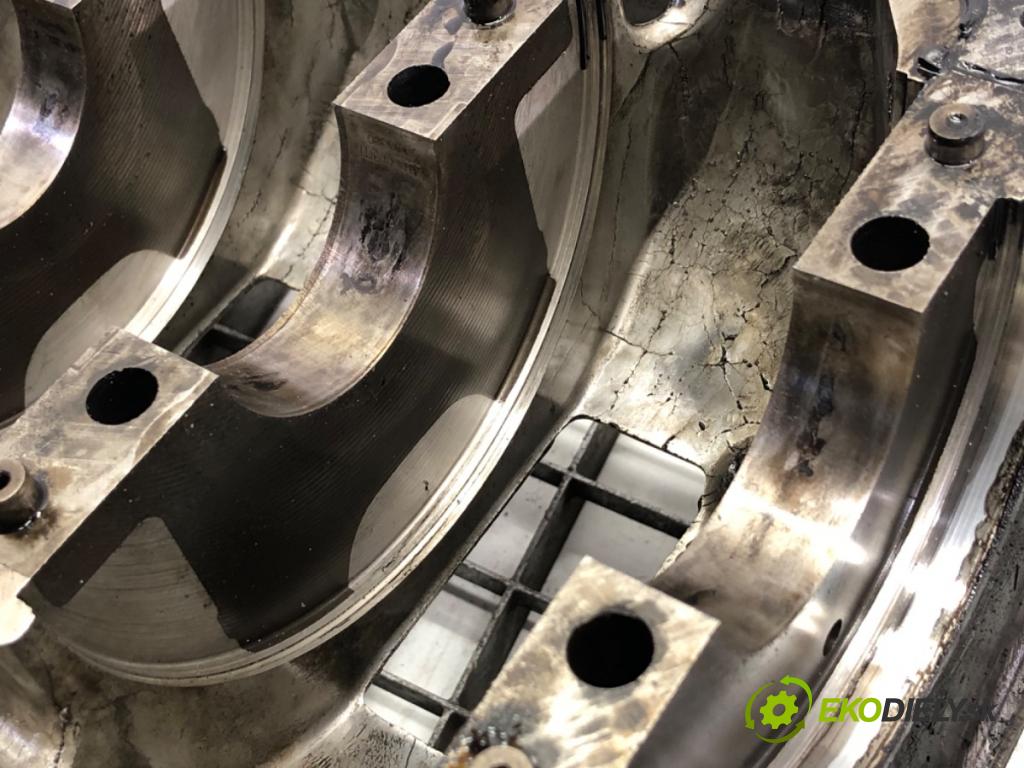 CITROEN BERLINGO II Nadwozie pełne/minivan 2016 73 kW 1.6 BlueHDi 100 1560 Obal hriadeľa MISKA: 9685737310