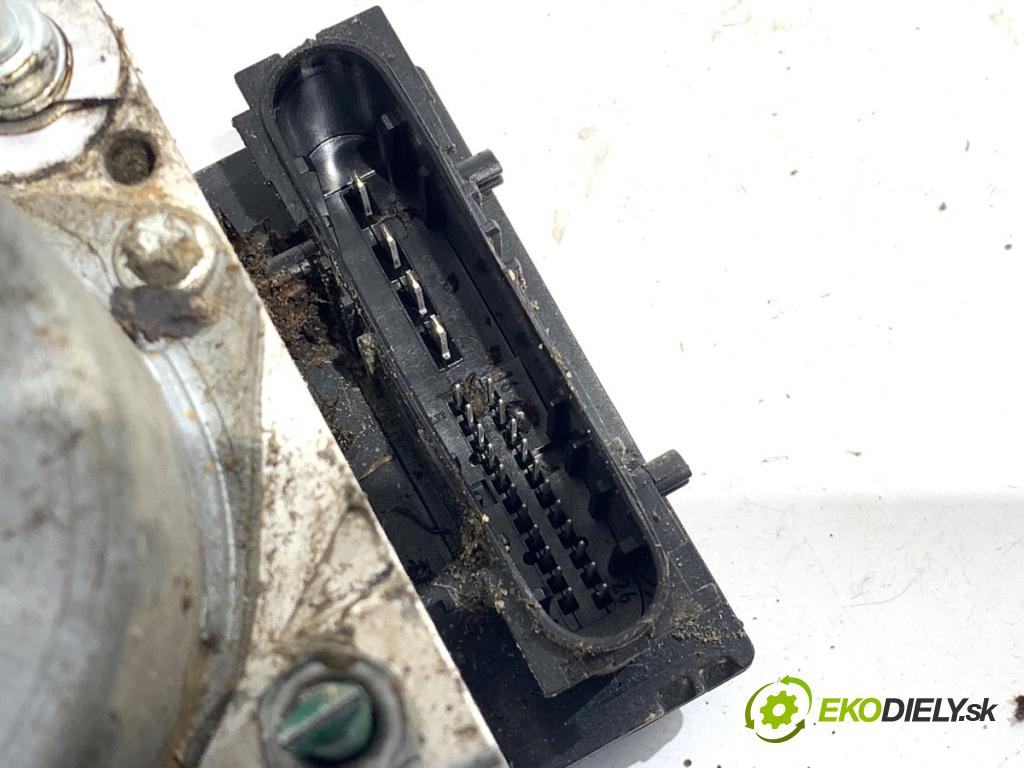 DACIA SANDERO liftback 2009 55 kW 1.4 (B30C, BS0C, BS0A, BS0G, BS1F, BS0E) 1390 Pumpa ABS 8200756095 (Pumpa ABS)