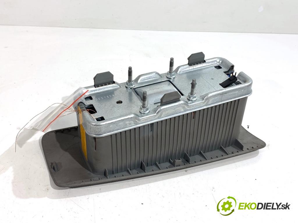 DACIA SANDERO liftback 2009 55 kW 1.4 (B30C, BS0C, BS0A, BS0G, BS1F, BS0E) 1390 AirBag spolujezdce 8200785067 (Airbag)