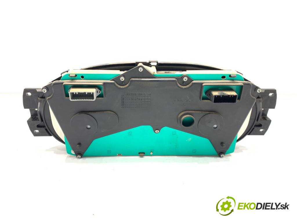 DACIA SANDERO liftback 2009 55 kW 1.4 (B30C, BS0C, BS0A, BS0G, BS1F, BS0E) 1390 Prístrojovka 21677499-2 (Prístrojová doska)