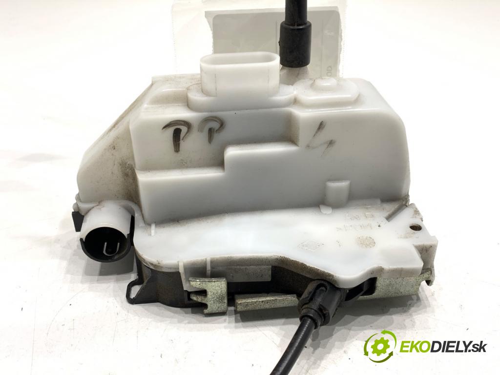 CITROEN C2 liftback 2009 50 kW 1.4 HDi 1398 zámok Dvere pravy predný 52187780