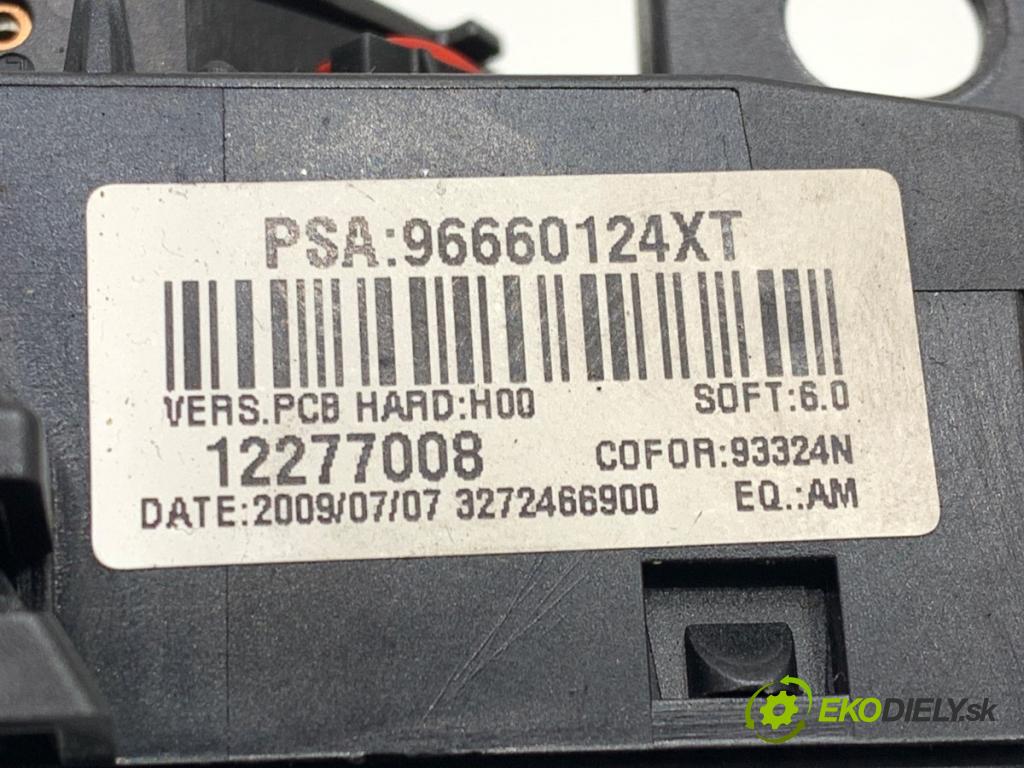 CITROEN C2 liftback 2009 50 kW 1.4 HDi 1398 Prepínač kombinovaný 96660124XT (Prepínacie páčky pod volantom)