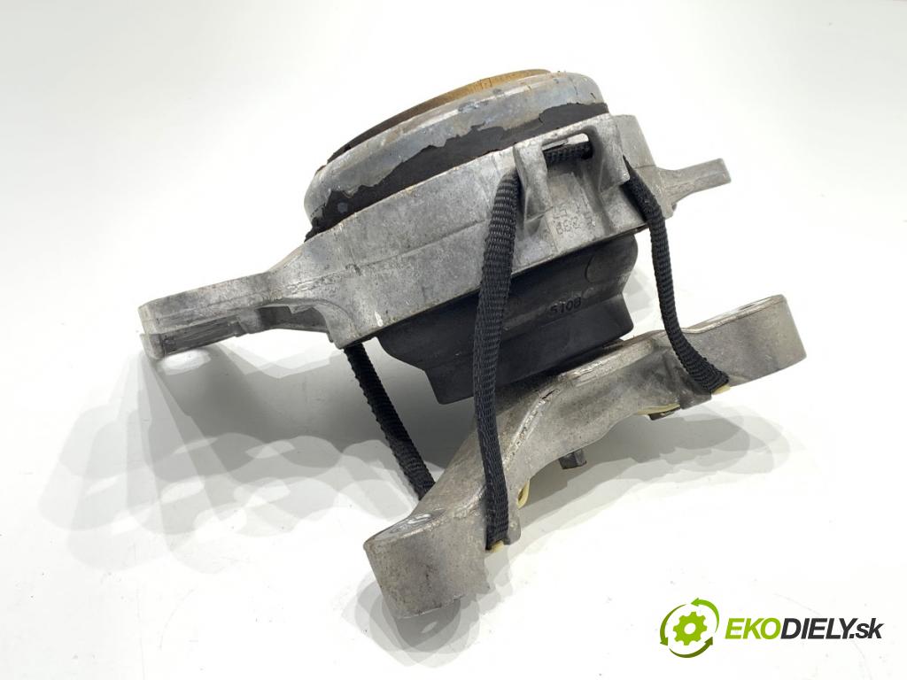 VOLVO V40 liftback 2015 88 kW D2 1969 AirBag Motor 326F11 326F09 (Držiak motora)