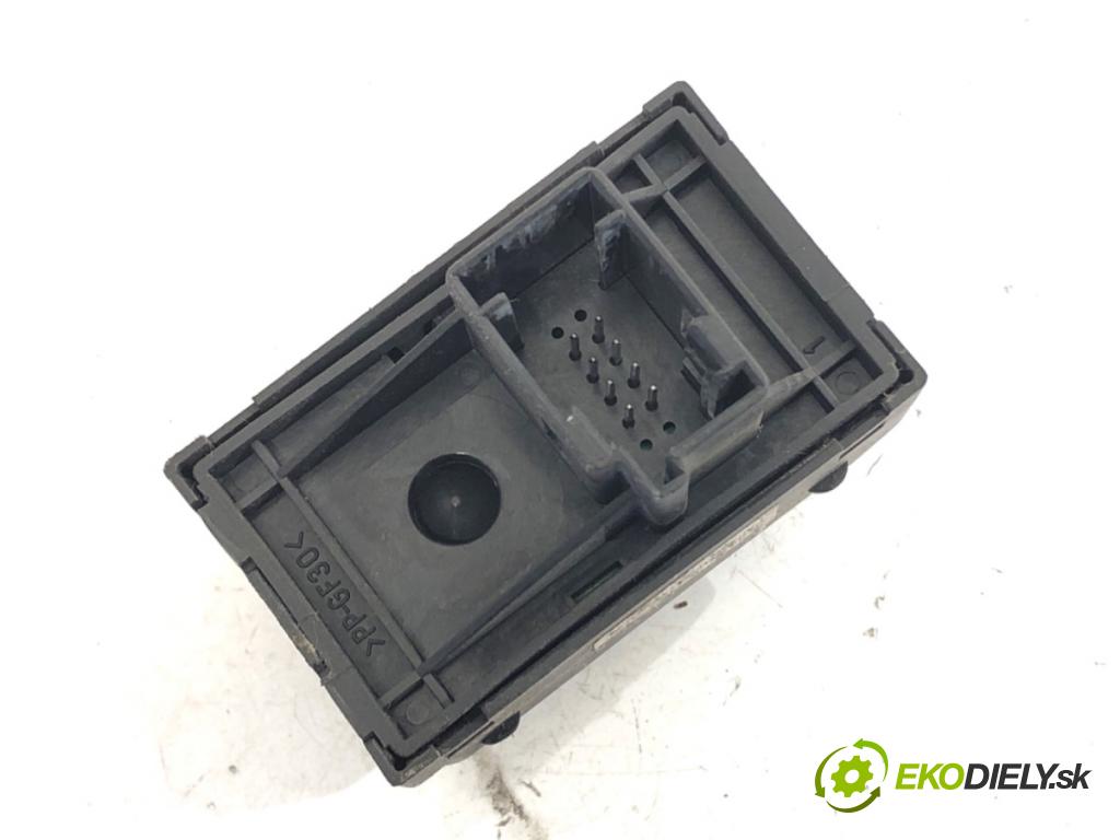 FIAT GRANDE PUNTO liftback 2006 57 kW 1.4 (199AXB11, 199AXB1A, 199BXB1A, 199AXL1A) 1368 Prepínač nastavenia spätných zrkadiel  (Prepínacie páčky pod volantom)