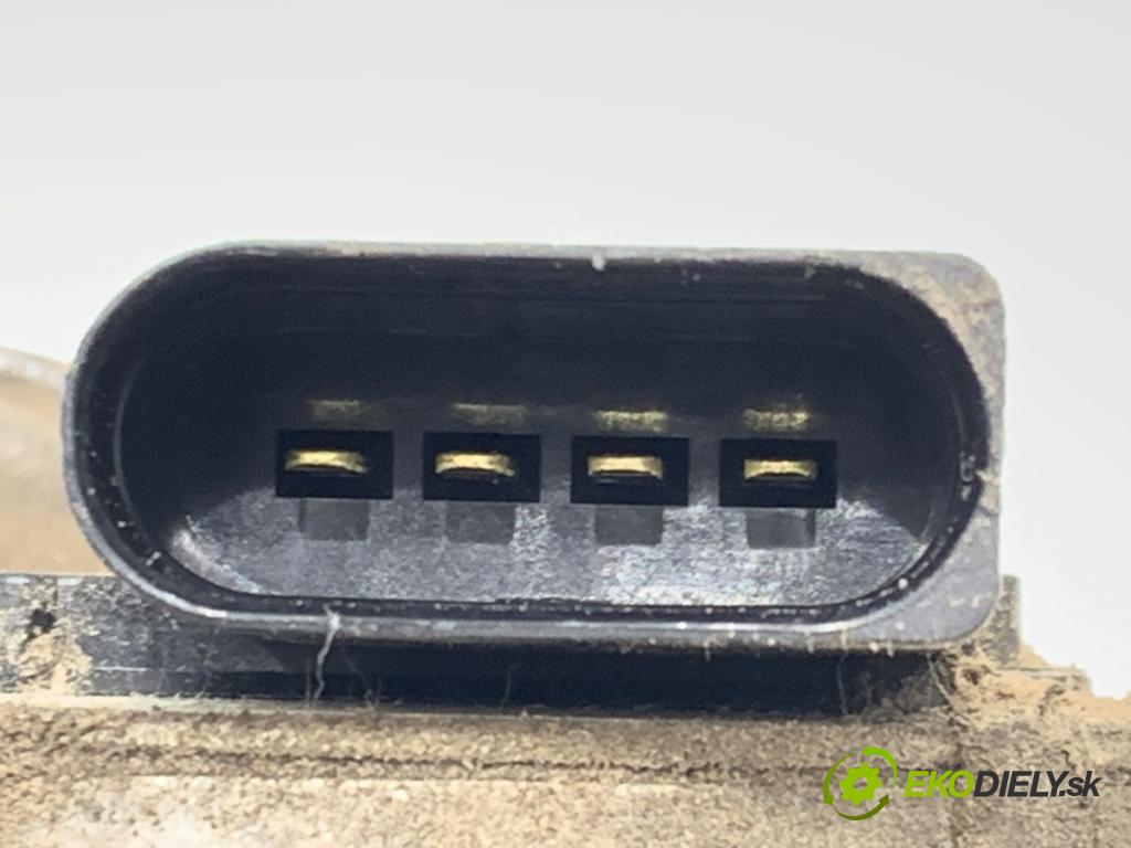 FIAT GRANDE PUNTO liftback 2006 57 kW 1.4 (199AXB11, 199AXB1A, 199BXB1A, 199AXL1A) 1368 Mechanizmus stieračov predný 404978 (Motorček stieračov predný)